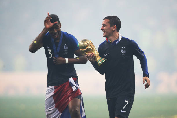 他以其出色 他以其出色