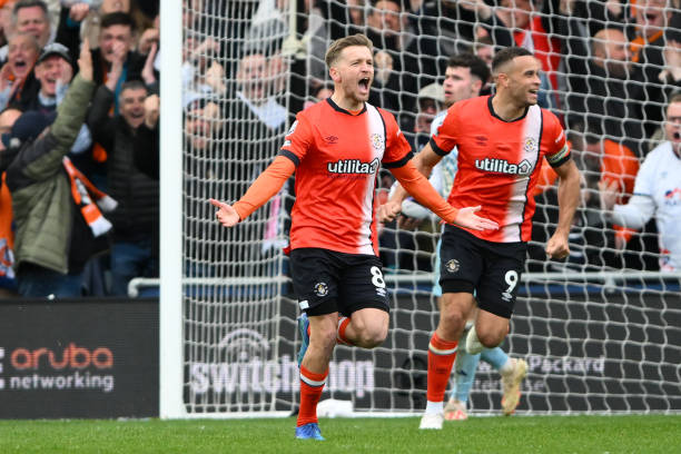 两队之间的 两队之间的