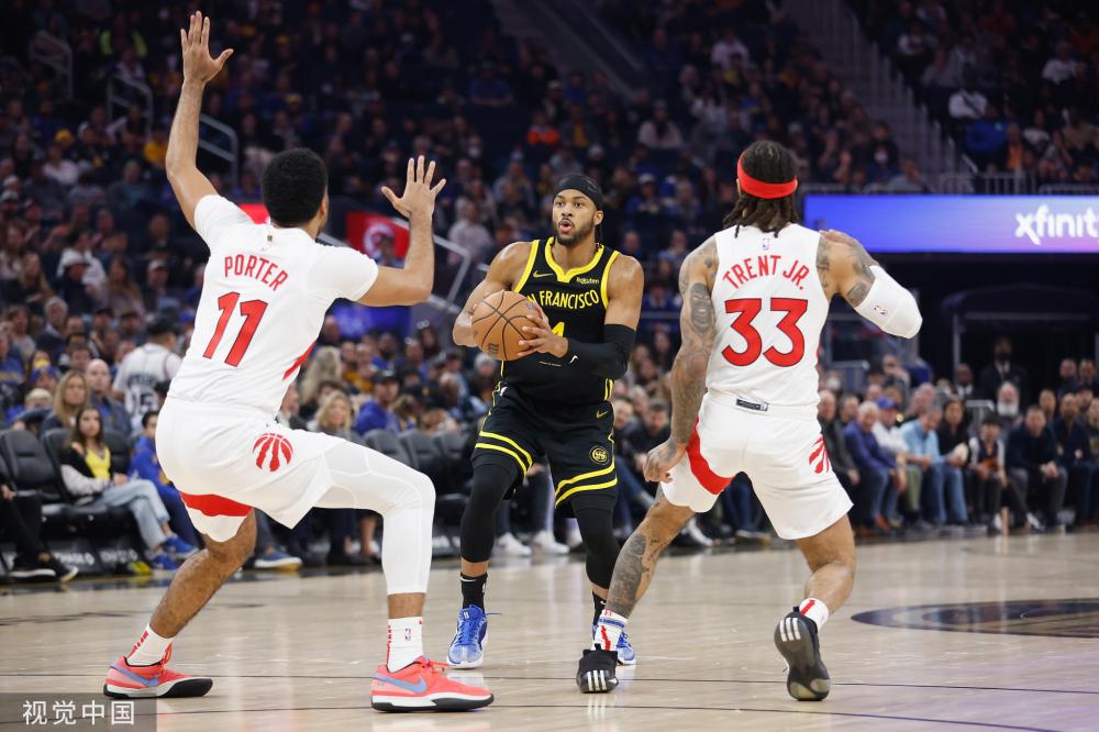 裁判正在逐 裁判正在逐