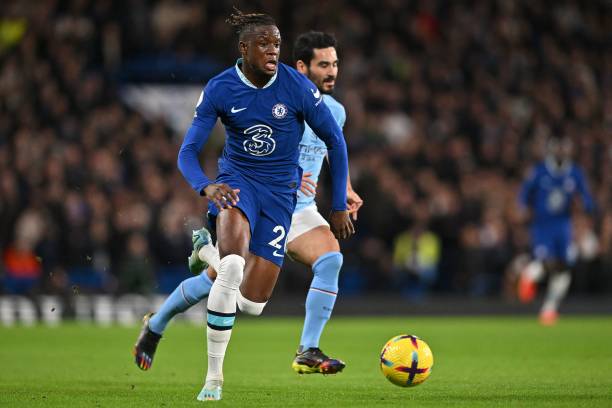 他並未賣弄 他並未賣弄