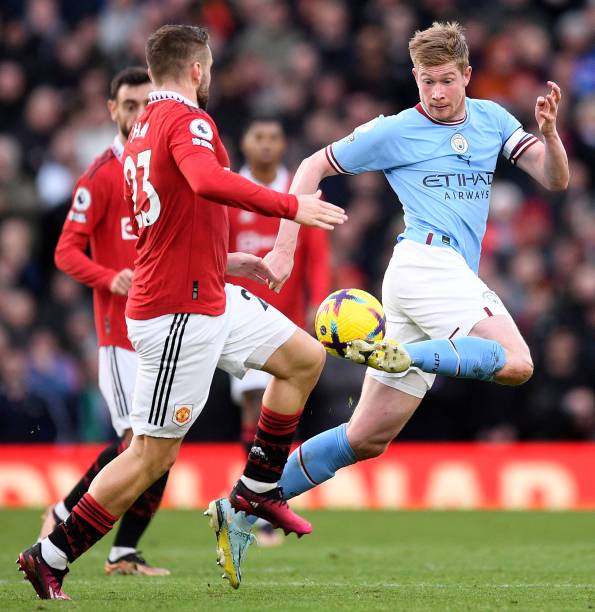 另一边是技 另一边是技